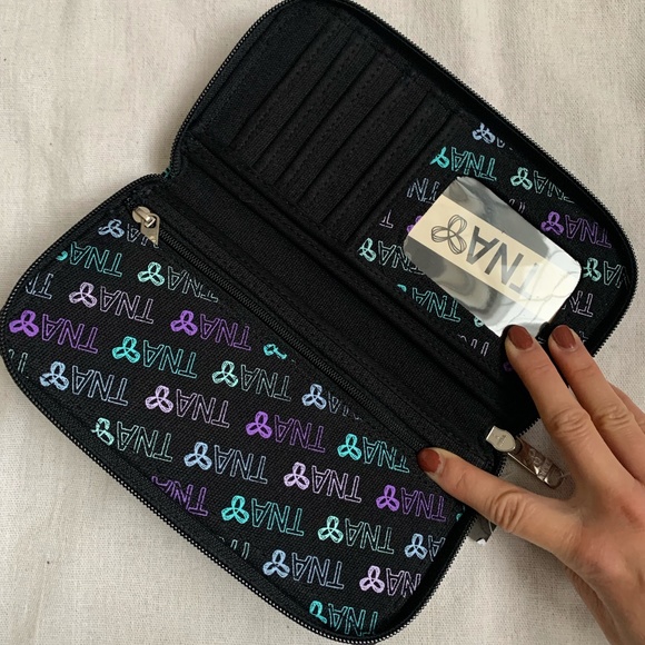 NWT TNA Fabric Full Size Wallet - Picture 2 of 2